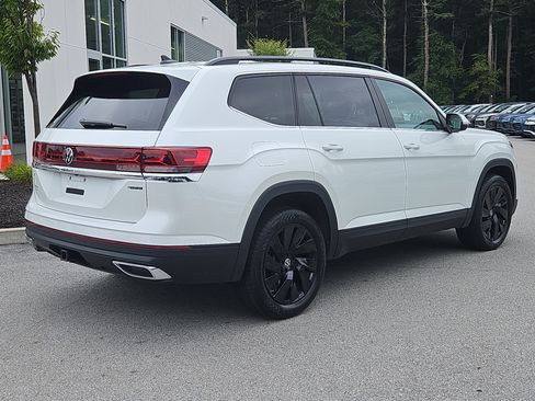 Certified 2026 Volkswagen Atlas SE AWD/4WD image 3