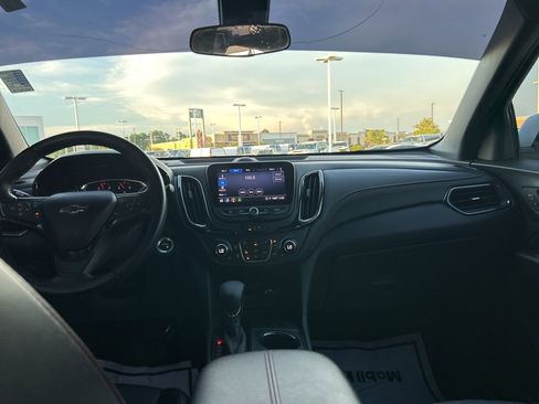 Certified 2022 Chevrolet Equinox RS w/ RS Leather Package image 12