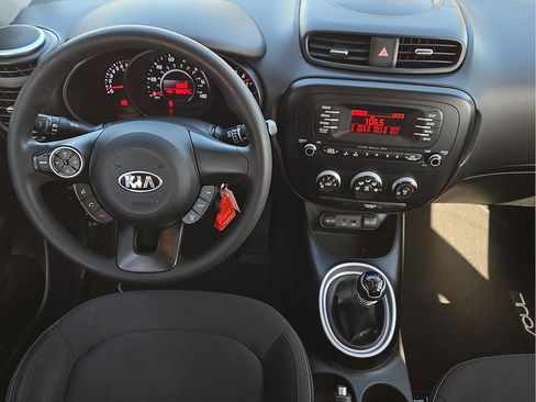 Used 2015 Kia Soul image 10