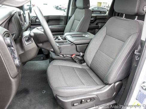 Used 2025 Chevrolet Silverado 2500 Custom w/ Custom Value Package AWD/4WD image 10