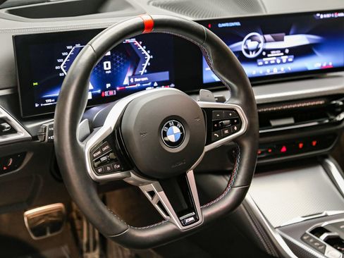 Used 2026 BMW M440i Convertible w/ Premium Package RWD image 17
