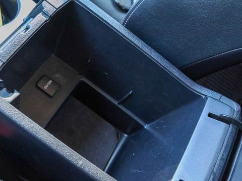 Used 2017 Toyota 4Runner SR5 image 20