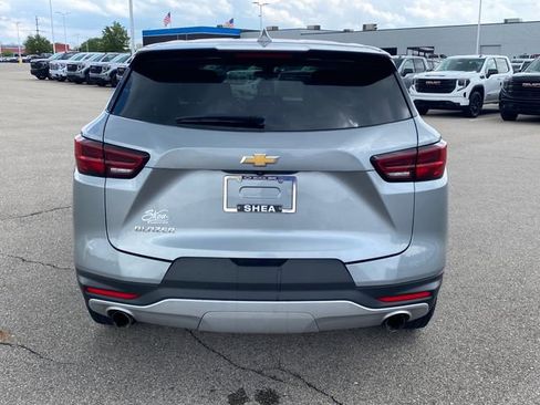 Certified 2025 Chevrolet Blazer LT FWD image 4