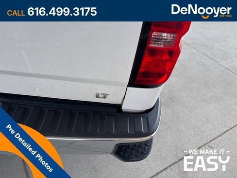 Used 2018 Chevrolet Silverado 1500 LT w/ All Star Edition AWD/4WD image 10