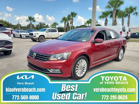 Used 2016 Volkswagen Passat 1.8T SE FWD image 1