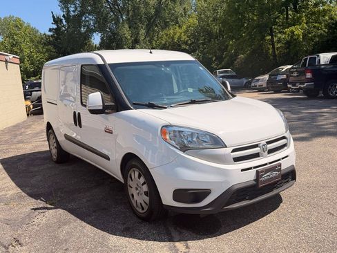 Used 2018 RAM ProMaster City Tradesman SLT FWD image 9