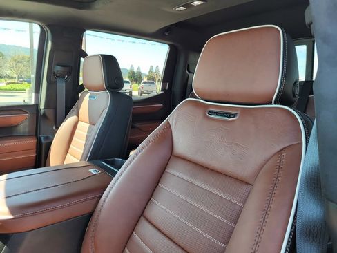New 2026 GMC Sierra 1500 Denali Ultimate image 13