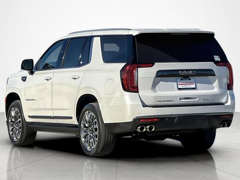 Used 2023 GMC Yukon Denali Ultimate image 3