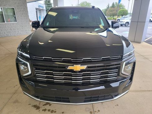 New 2025 Chevrolet Suburban High Country image 13