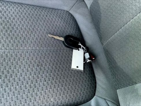 Used 2013 Ford F150 XLT w/ XLT Chrome Pkg image 14