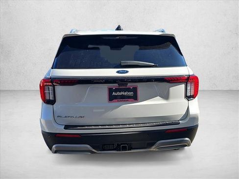 New 2026 Ford Explorer Platinum image 3