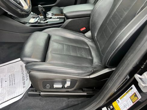 Used 2018 BMW X3 xDrive30i w/ Executive Package image 19