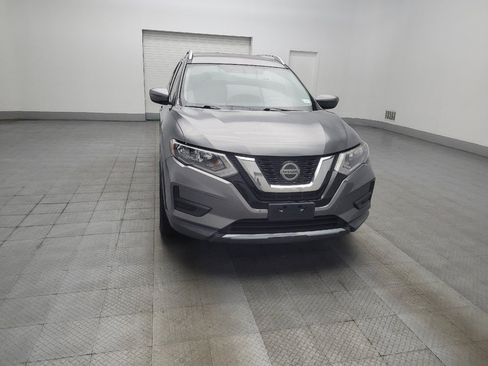 Used 2018 Nissan Rogue SV AWD/4WD image 14