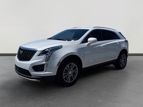 Used 2022 Cadillac XT5 Premium Luxury w/ Technology Package FWD image 1