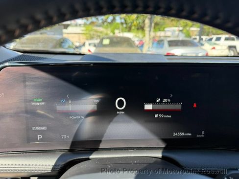 Used 2024 Nissan Ariya FWD image 19