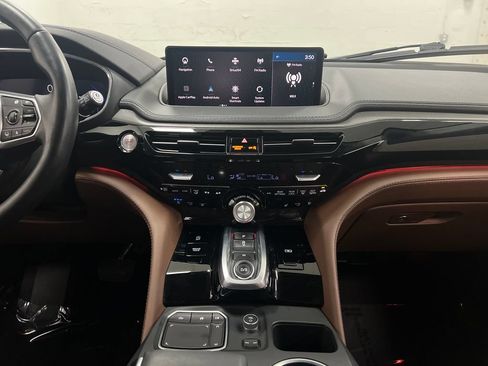 Used 2022 Acura MDX SH-AWD w/ Advance Package image 20