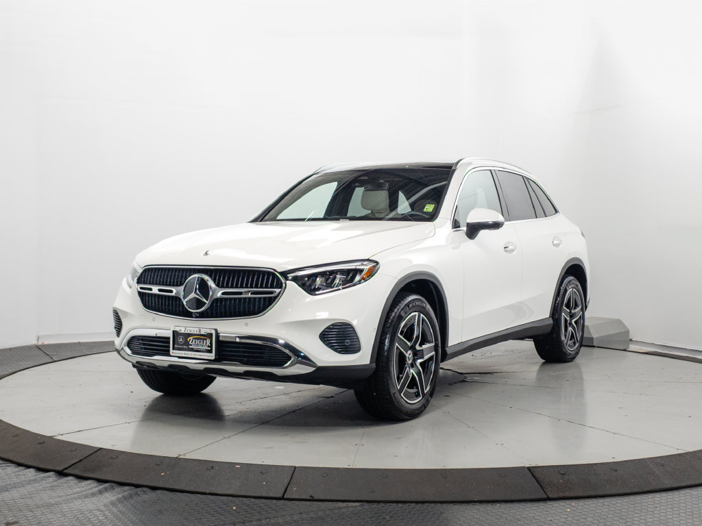 Certified 2026 Mercedes-Benz GLC 300 4MATIC image 3