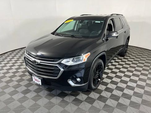 Used 2021 Chevrolet Traverse LT AWD/4WD image 3