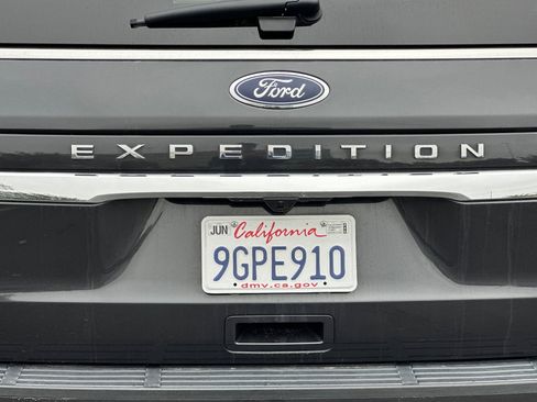 Used 2023 Ford Expedition Max Limited image 50