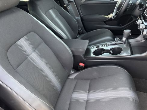 Used 2024 Honda Civic Sport image 34