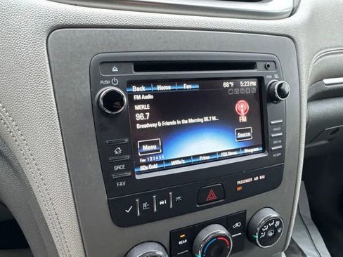 Used 2016 Chevrolet Traverse LS FWD image 19