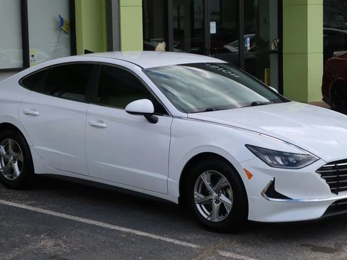 Used 2022 Hyundai Sonata SE image 5