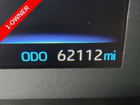Used 2024 Toyota Corolla LE FWD image 4