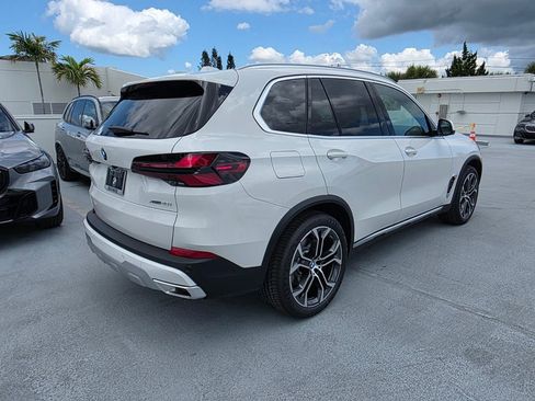 New 2026 BMW X5 xDrive40i w/ Climate Comfort Package AWD/4WD image 4