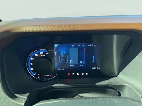 Used 2024 Ford Bronco Outer Banks AWD/4WD image 18