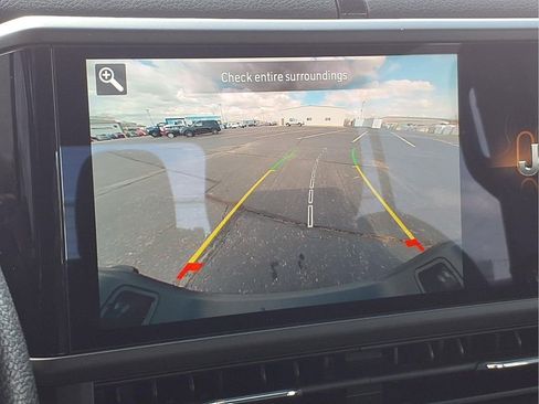 Used 2024 Jeep Gladiator Sport image 7