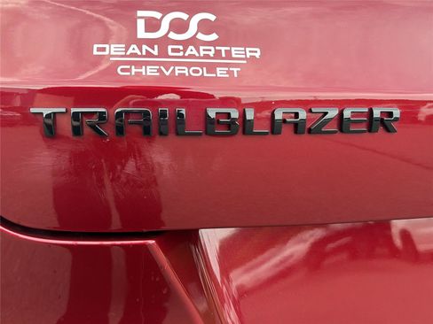 Used 2023 Chevrolet TrailBlazer RS w/ Convenience Package FWD image 25