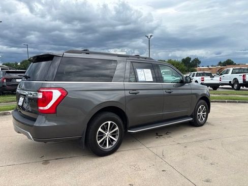 Used 2020 Ford Expedition Max XLT w/ Equipment Group 202A AWD/4WD image 5