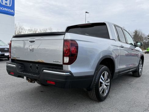 Used 2017 Honda Ridgeline RTS image 5