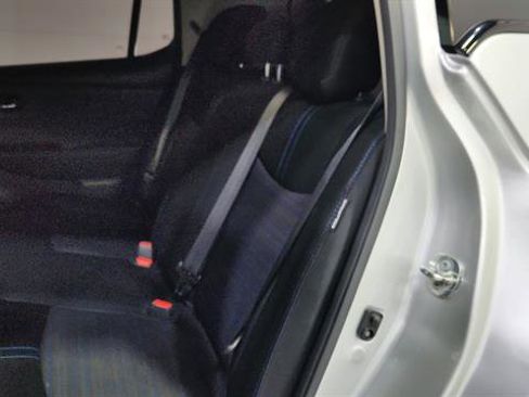 Used 2022 Nissan Leaf SV w/ SV Technology Package image 25