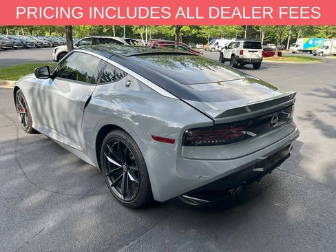 Used 2024 Nissan Z Performance w/ Floor Mat Package RWD image 5