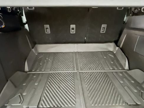Used 2025 Ford Bronco 4-Door AWD/4WD image 25