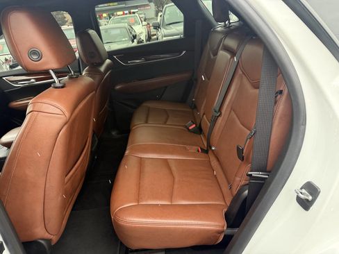 Used 2019 Cadillac XT5 Luxury image 8