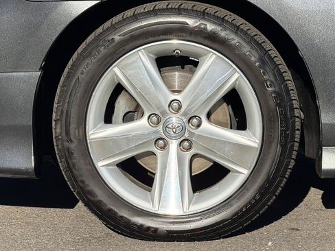 Used 2010 Toyota Camry SE image 35