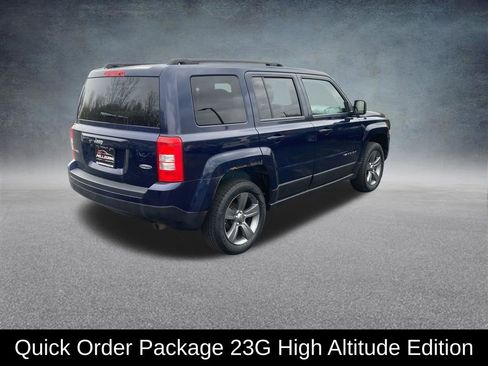 Used 2015 Jeep Patriot High Altitude AWD/4WD image 6