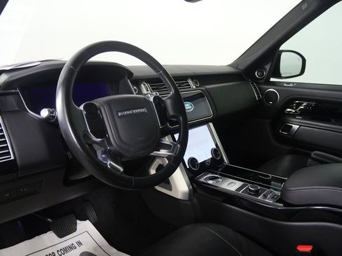 Used 2020 Land Rover Range Rover HSE image 12