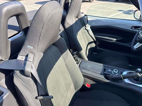 Certified 2024 MAZDA MX-5 Miata Club image 27