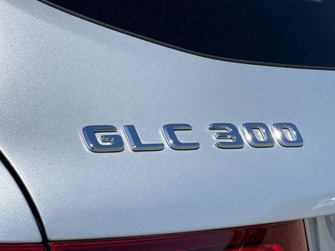 Used 2019 Mercedes-Benz GLC 300 image 12