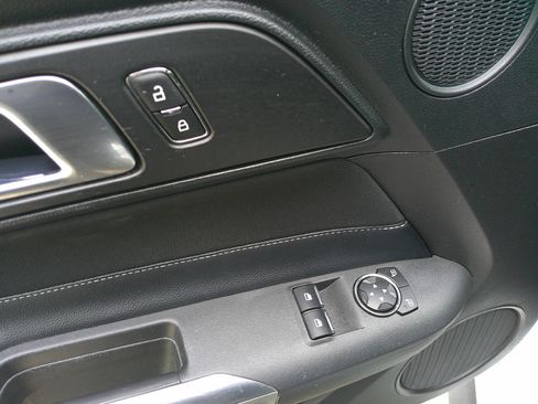 Used 2020 Ford Mustang GT w/ Equipment Group 301A image 17