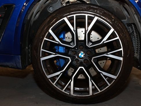 Used 2020 BMW X5 M Competition w/ Executive Package image 27