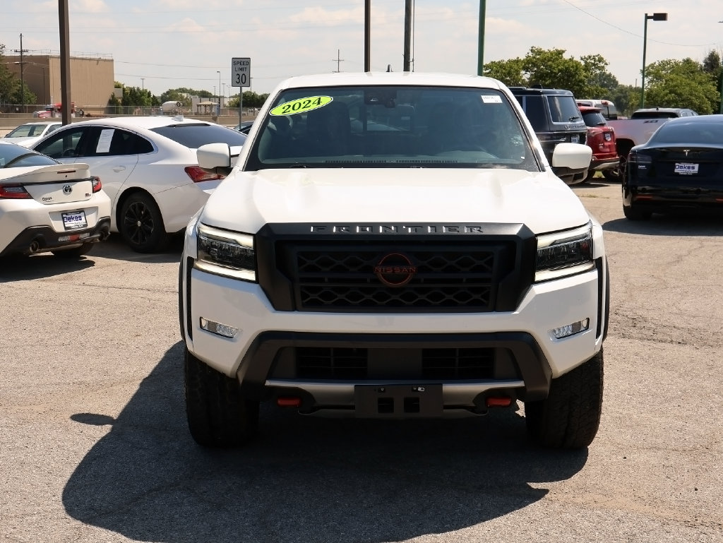 Used 2024 Nissan Frontier PRO-4X w/ Technology Package AWD/4WD image 2