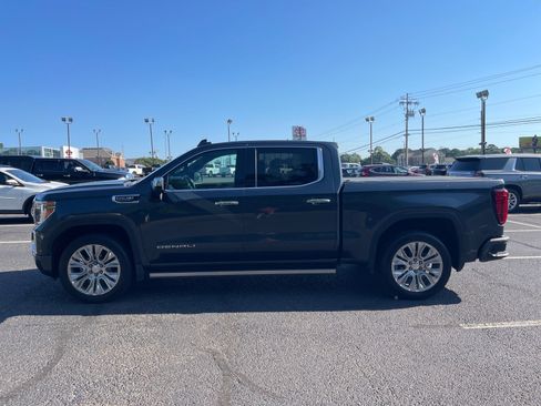 Used 2022 GMC Sierra 1500 Denali w/ Denali Premium Package AWD/4WD image 13