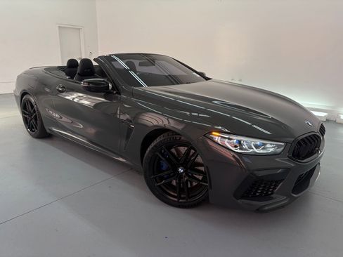 Used 2020 BMW M8 Convertible image 6