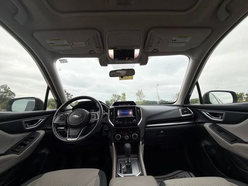 Used 2021 Subaru Forester Premium AWD/4WD image 19