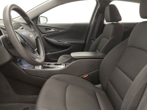 Used 2024 Chevrolet Malibu LS FWD image 17