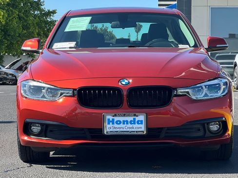 Used 2018 BMW 320i xDrive Sedan AWD/4WD image 5